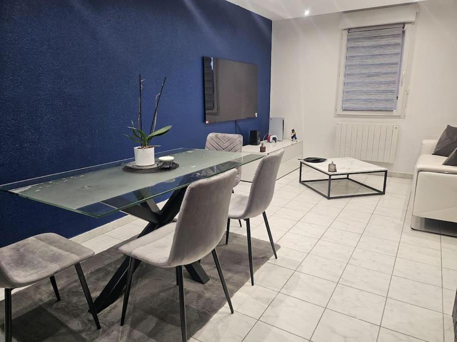 Appartement Cluses Bagian luar foto